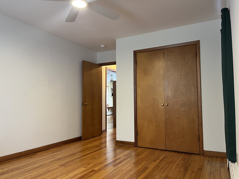Building Photo - 1336 Spaight St