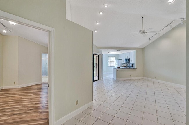 Building Photo - 6698 Montego Bay Blvd