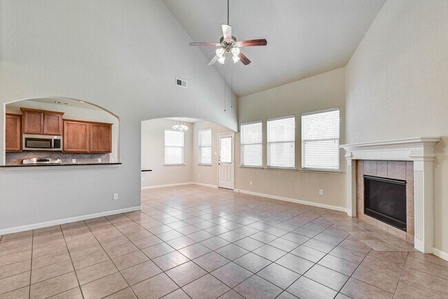 Building Photo - Live in Sterling Ridge – Short-Term Lease ...