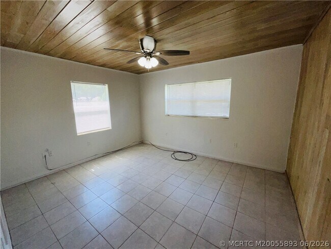 Building Photo - 1406 Citrus Ave