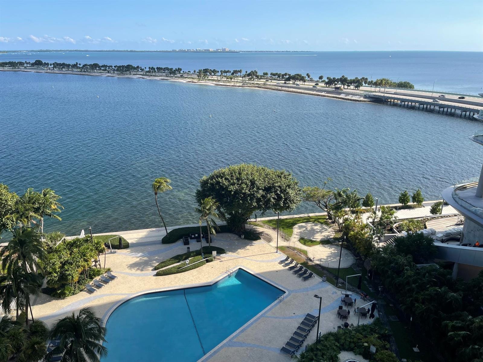 Building Photo - 2451 Brickell Ave