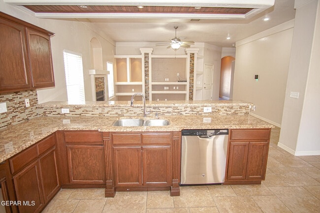 Building Photo - 14508 Smokey Point Dr