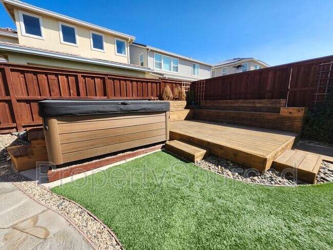 Building Photo - 17894 Amador Dr