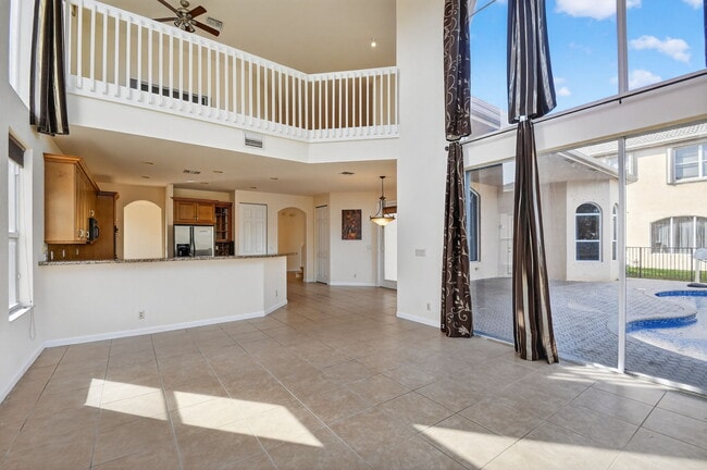 Building Photo - 6068 Pond Bluff Ct