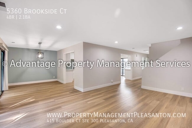 Building Photo - 5360 Brookside Ct