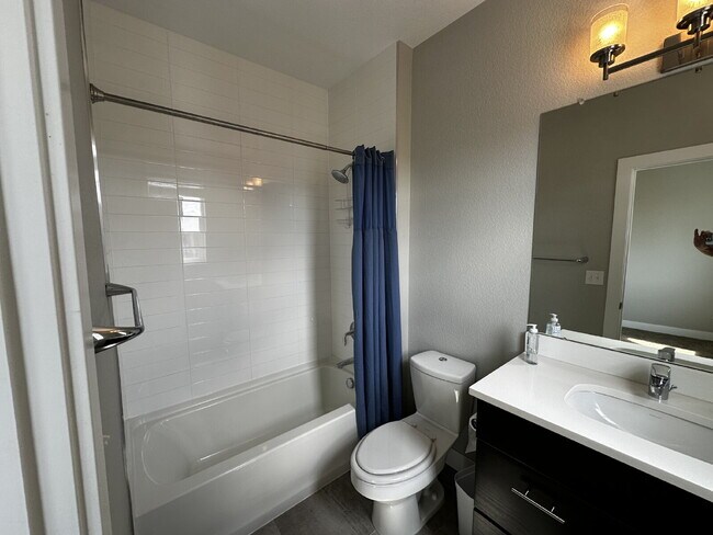 Building Photo - "Experience Modern Comfort: Spacious 2-Bed...