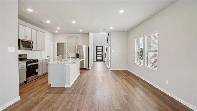 Building Photo - 408 Blanton St