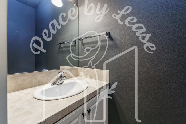 Building Photo - 8838 NE Brentford Way