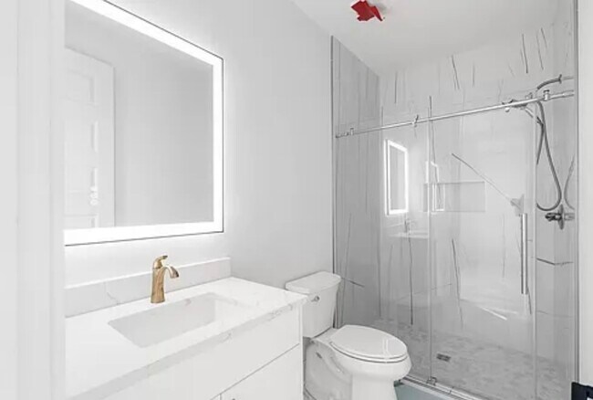 Building Photo - 2323 Carter Ave