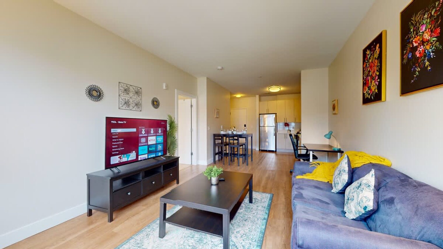 Building Photo - 545 Bedford St