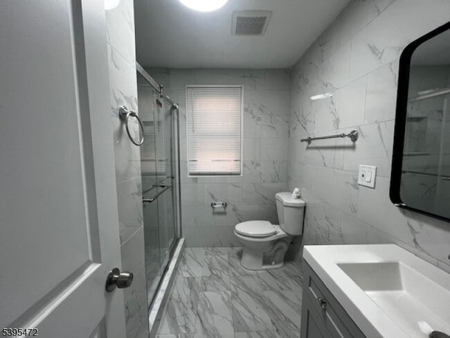 Building Photo - 110 Rockland Ave