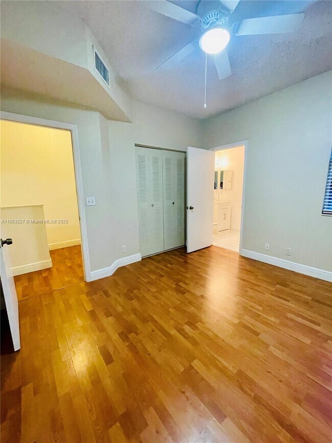Building Photo - 1503 Veracruz Ln