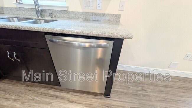 Building Photo - 2010 W Gregory St