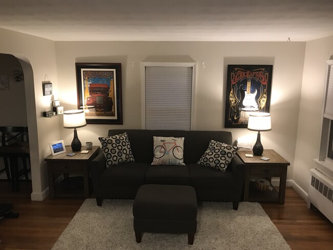 Living room - 169 Foster St