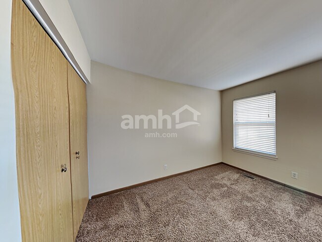 Building Photo - 20921 W Barrington Ln