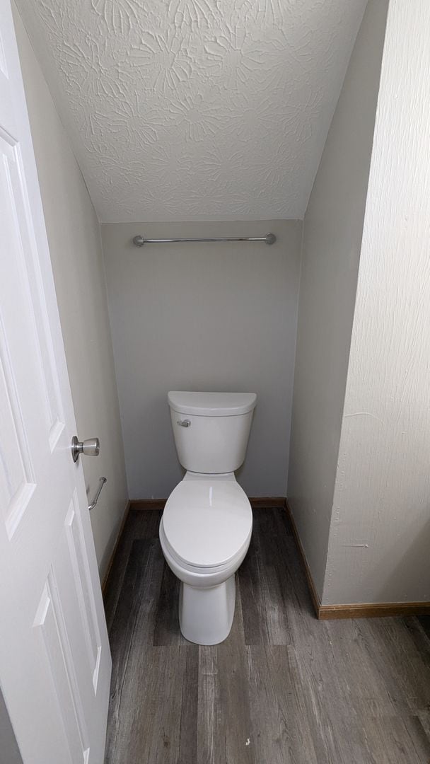 Building Photo - MN Cedar Village (859)