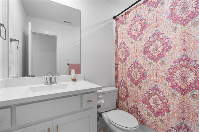 Building Photo - 3101 Peartree Ln