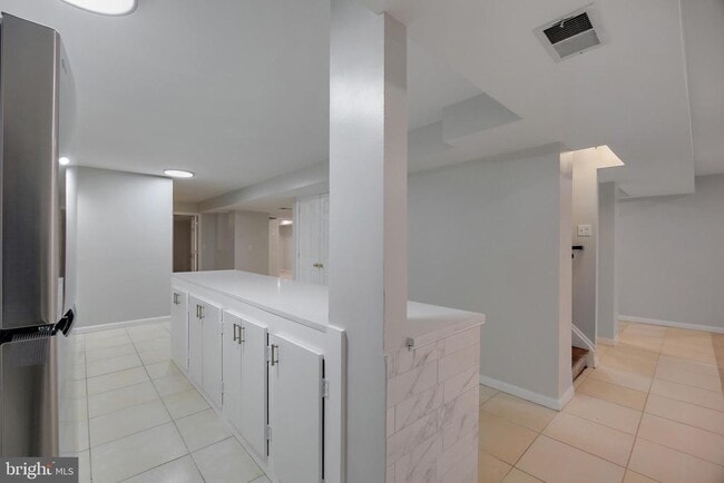 Building Photo - 16729 Queen Anne Rd