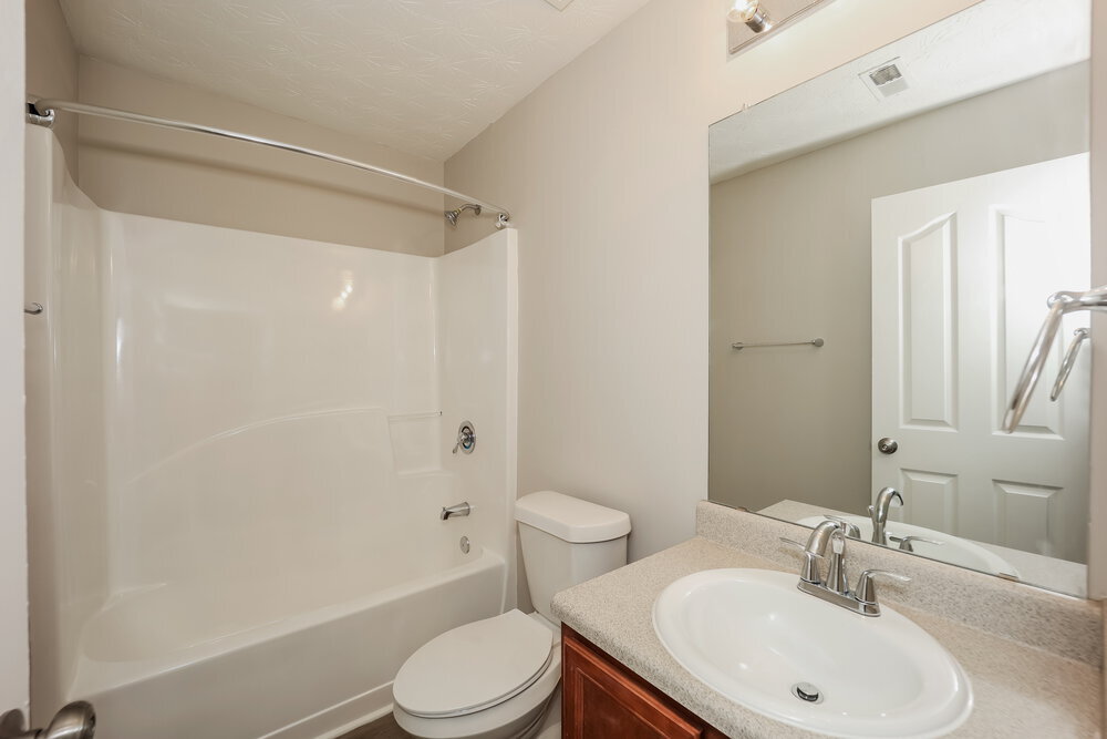 Building Photo - 6 St Charles Pl