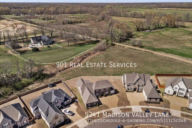 Building Photo - 5241 Madison Vly Ln