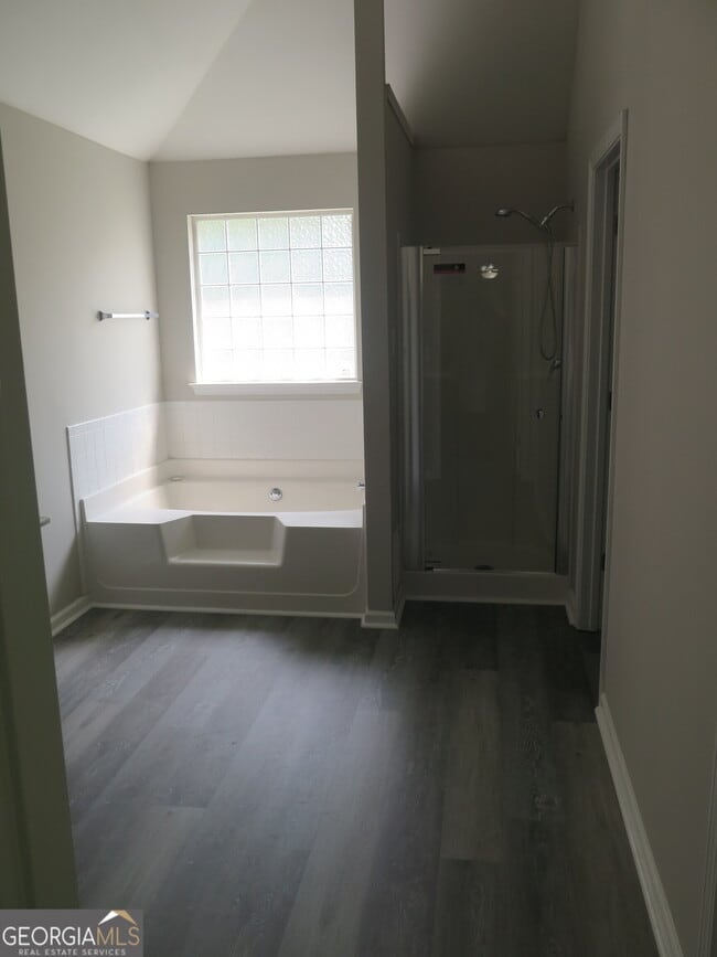 Building Photo - 2510 Wrangler Dr