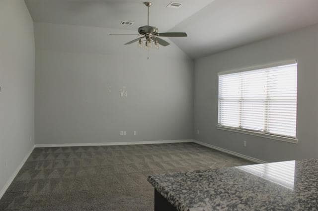 Building Photo - 639 Point Vista Dr