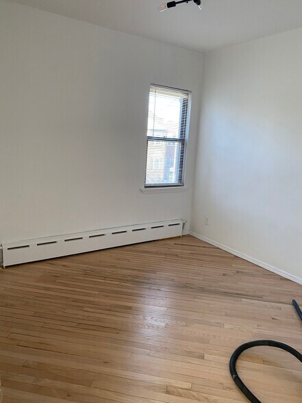 Building Photo - 2249 37th St