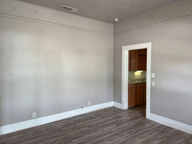 Building Photo - 1504 Austin St
