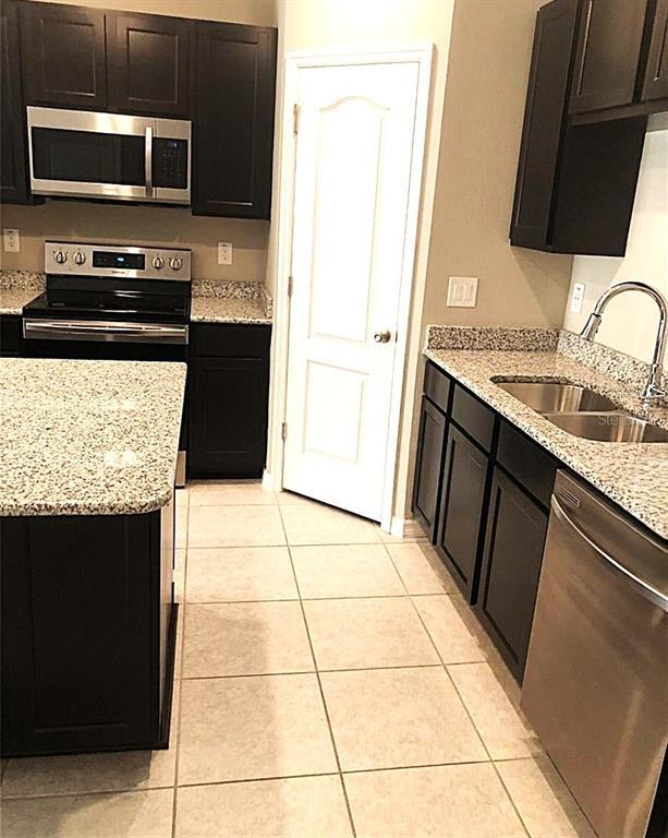 Building Photo - 10908 Bluestem Grass Ave