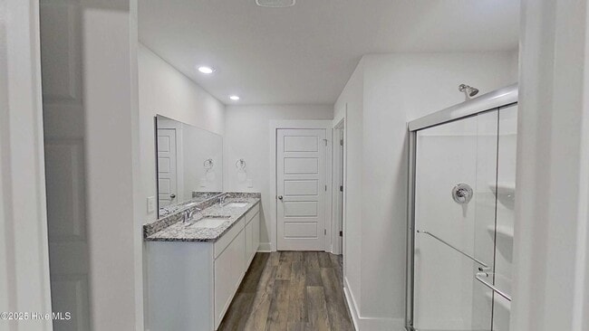 Building Photo - 720 Lantern Rst Ln