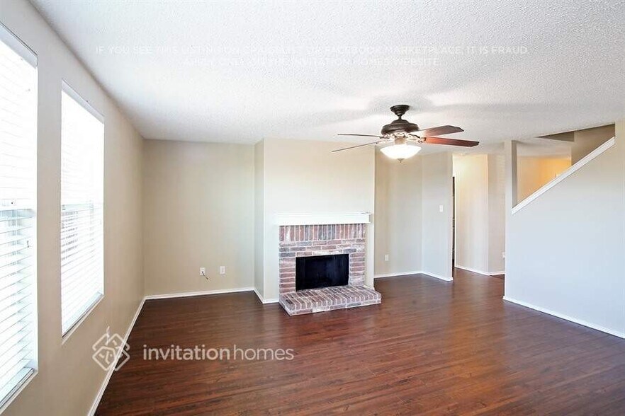 Building Photo - 332 Snapdragon Ct