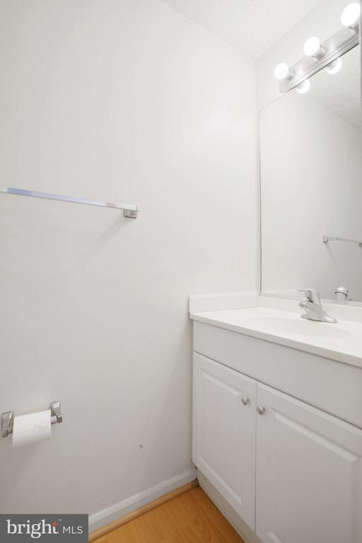 Building Photo - 6515 Field Master Dr