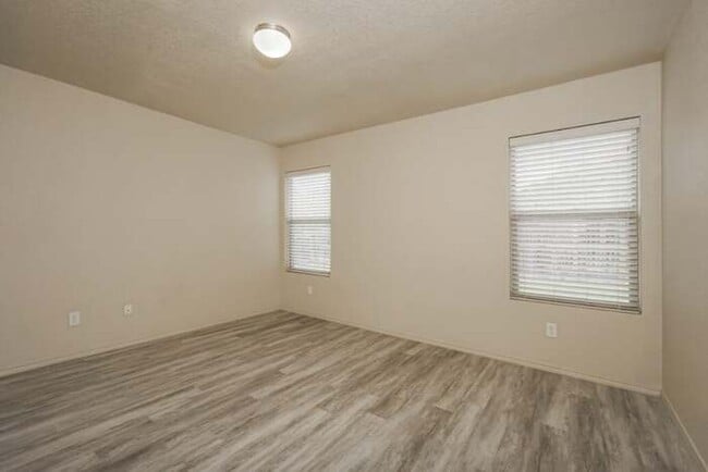 Building Photo - 5615 Degan Way