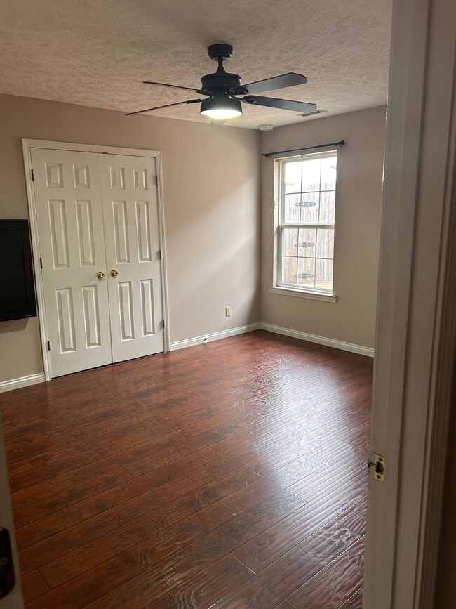 Building Photo - 308 Swordfish Dr