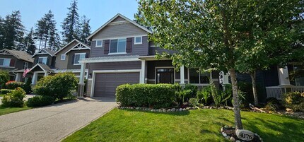 Building Photo - Spacious Port Orchard Home