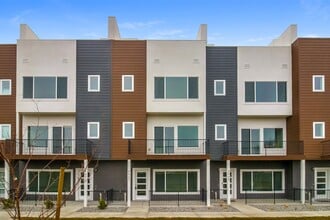 Building Photo - 4567 W Lonely Grv Ct