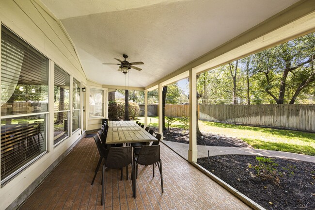 Building Photo - 6622 Barronton Dr
