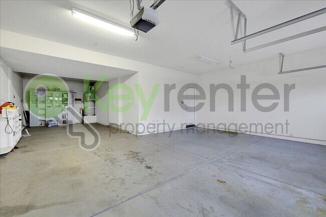 Building Photo - 1444 Eaglesfield Ln