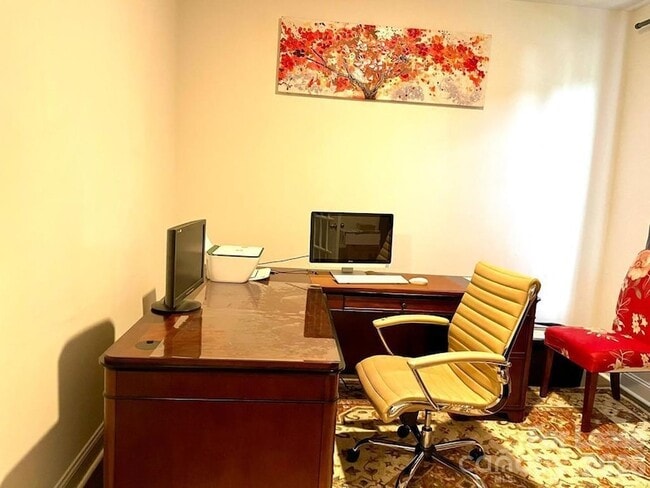 Building Photo - 10359 Paper Birch Dr