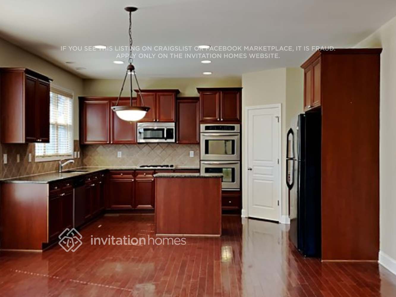 Building Photo - 3357 Perimeter Cir