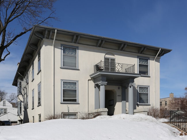 Primary Photo - 2400 Aldrich Ave S