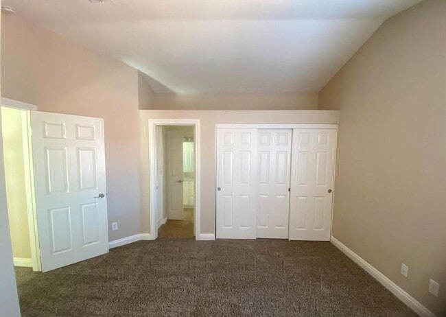 Building Photo - Wolf Valley Estates - Pool and Spa - Pets ...