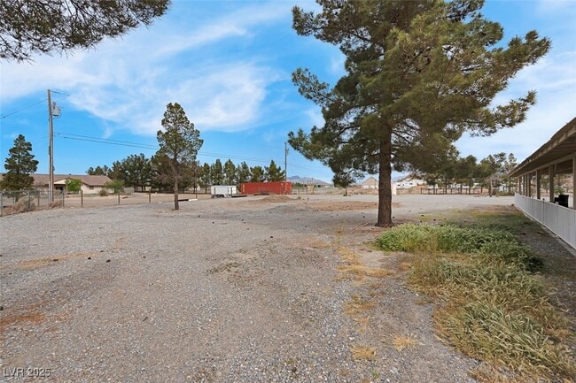 Building Photo - 1800 Red Rock Dr