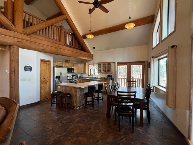 Building Photo - 3 Bedroom, 2.5 Bath Mountain Home on 1 Acre