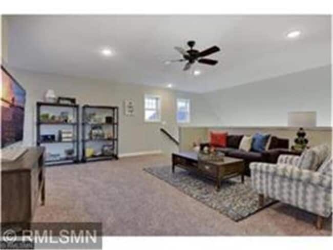 Building Photo - 4565 Zircon Ln N
