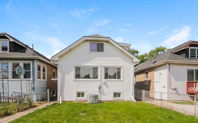 Building Photo - 6515 W 28th St