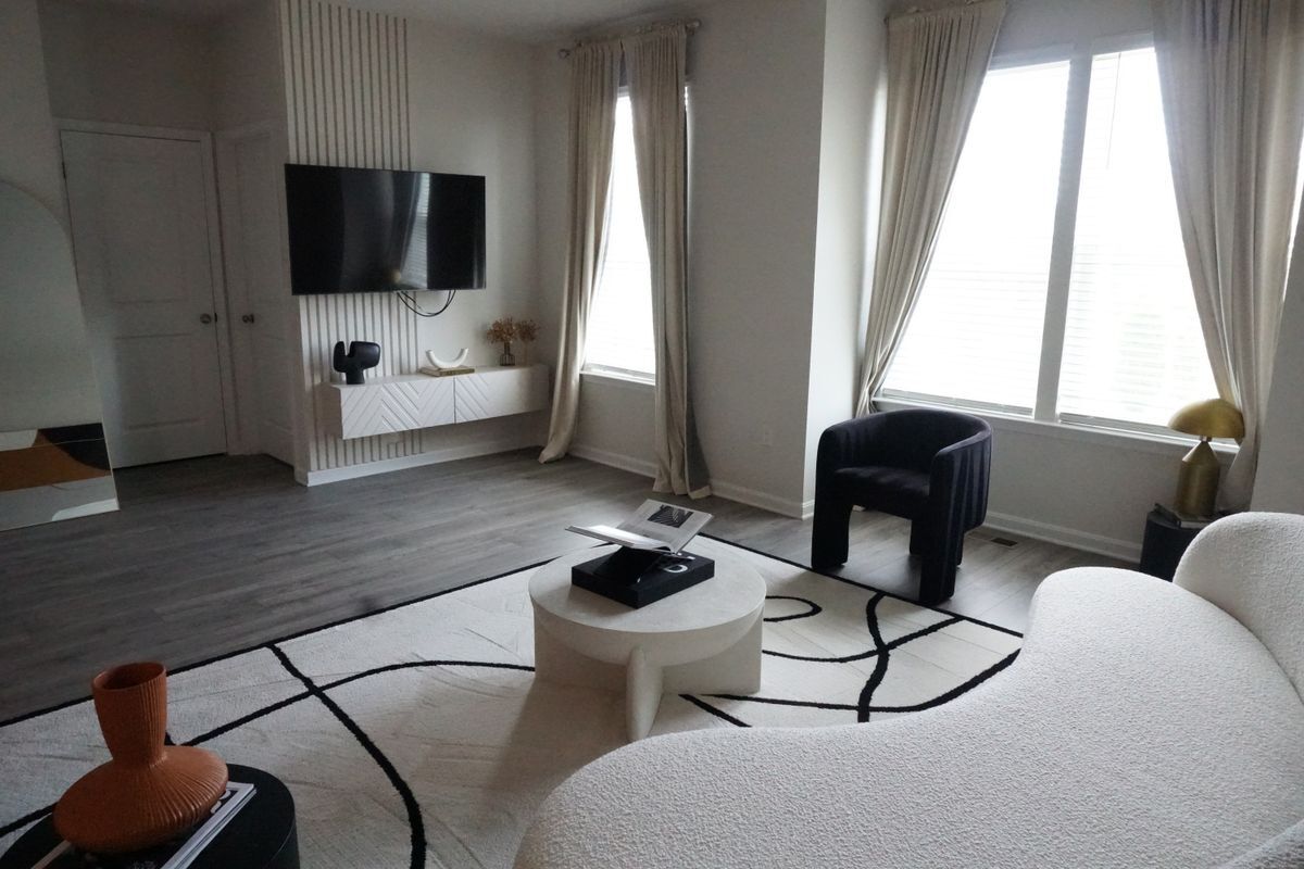 Building Photo - 9715 Summerton Dr