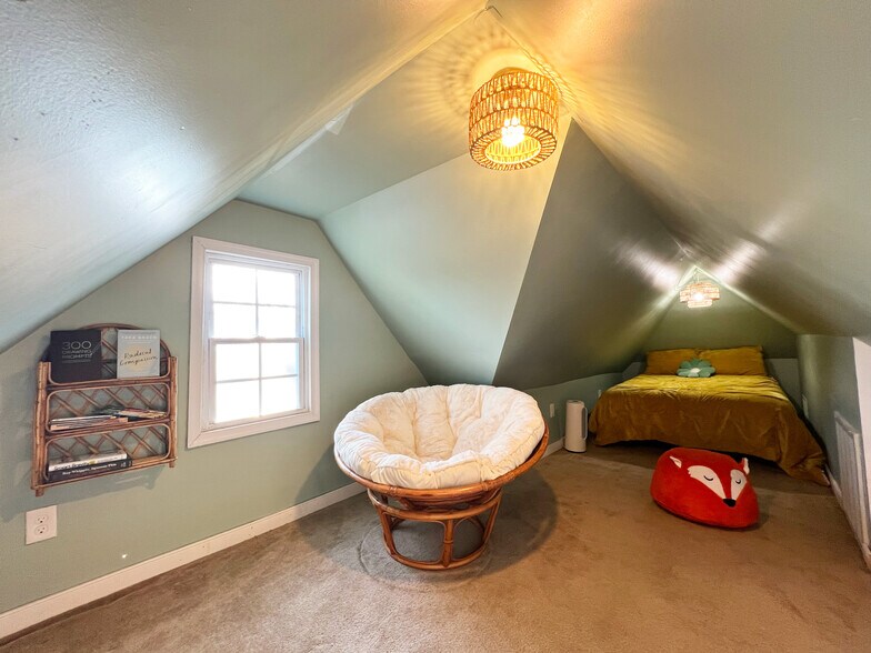 Building Photo - 2006 Maplewood Ave