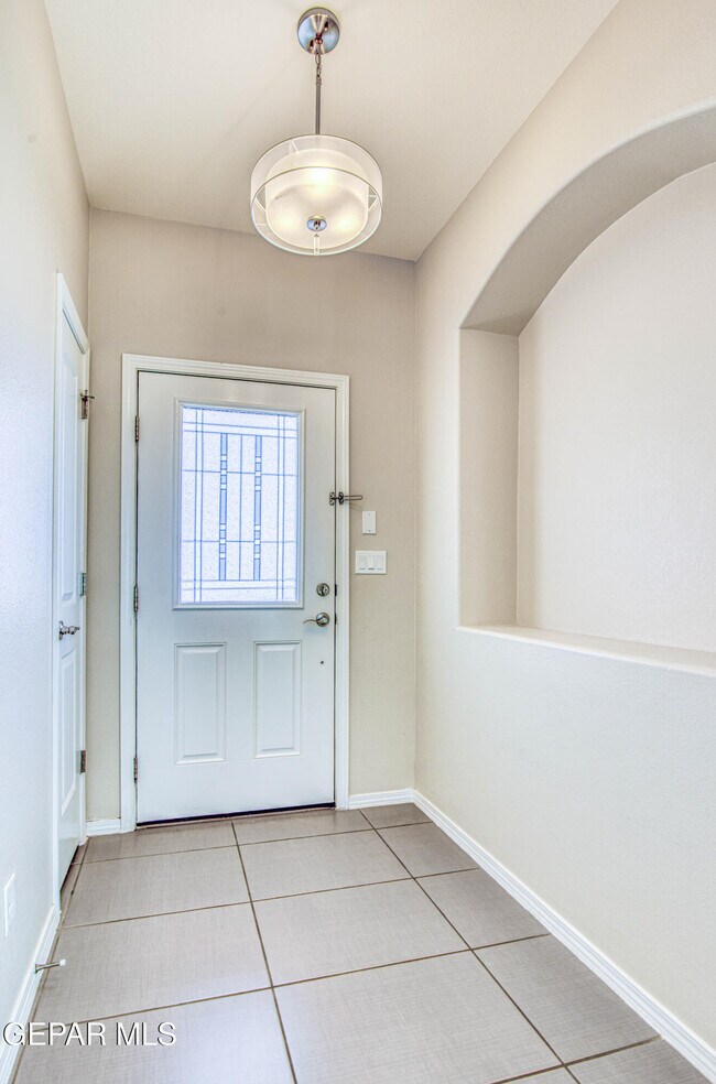 Building Photo - 14801 Bobby Joe Hill