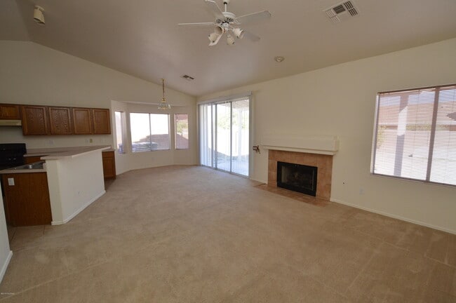 Building Photo - 9941 E Paseo San Bernardo